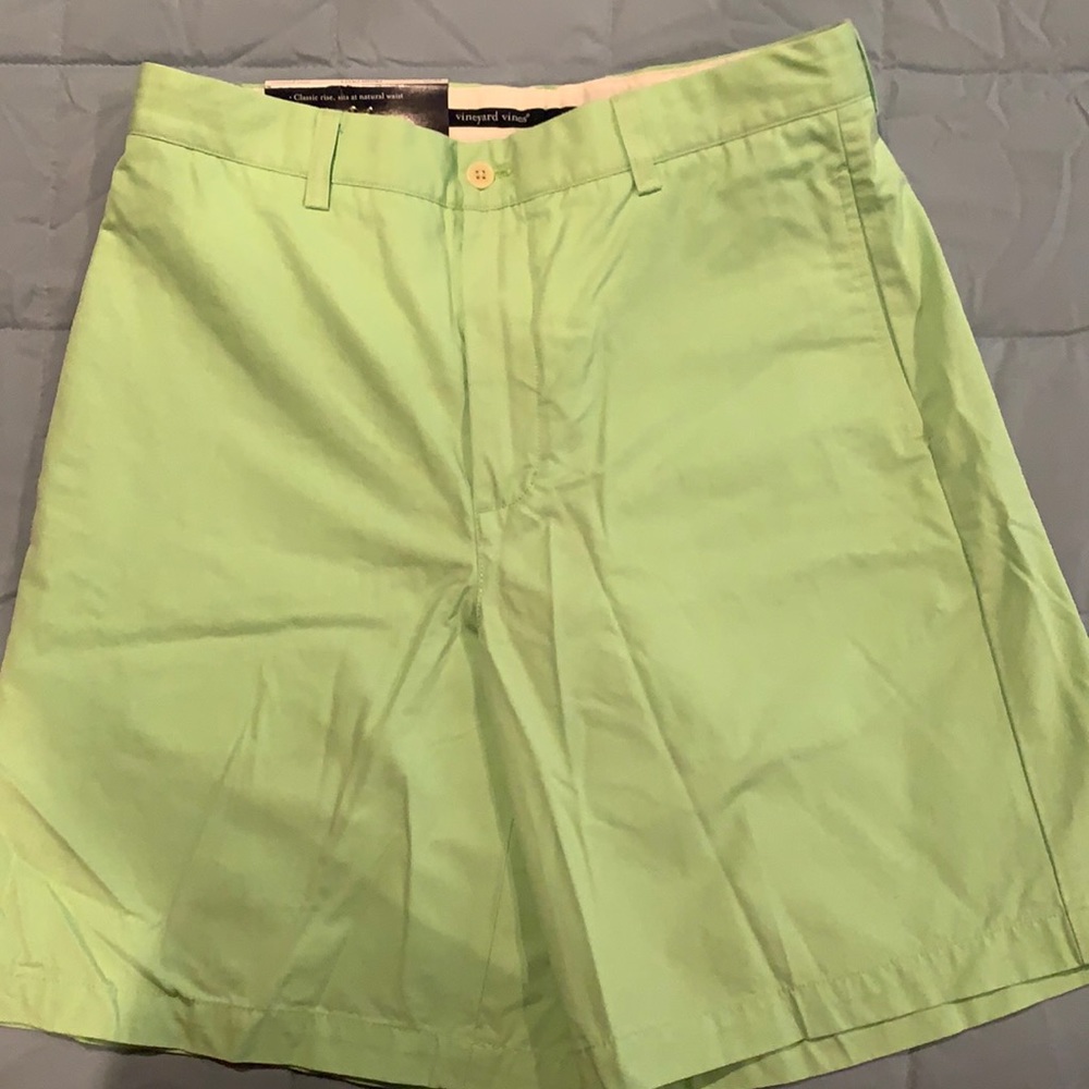 Vineyard vines links short, NWT